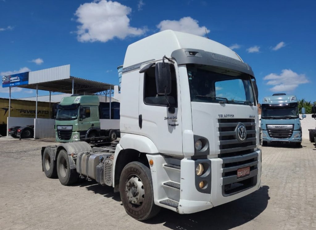 VW/ 26.420 CTC 6X4 seminovo